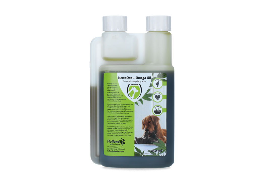 HempOne + Omega Oil Hond en Kat - 250 ml-0